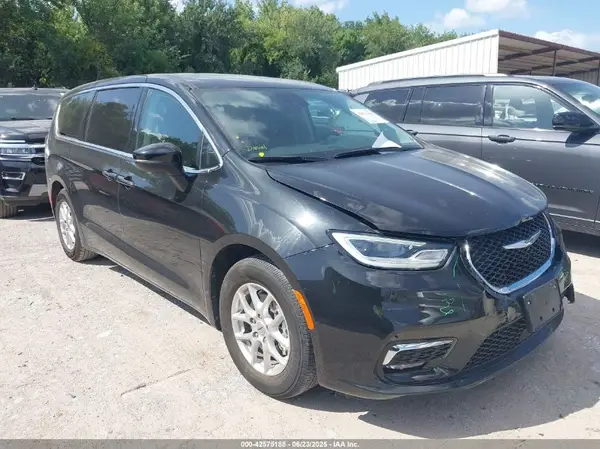 2C4RC1BG6PR624903 2023 CHRYSLER PACIFICA - Image 1