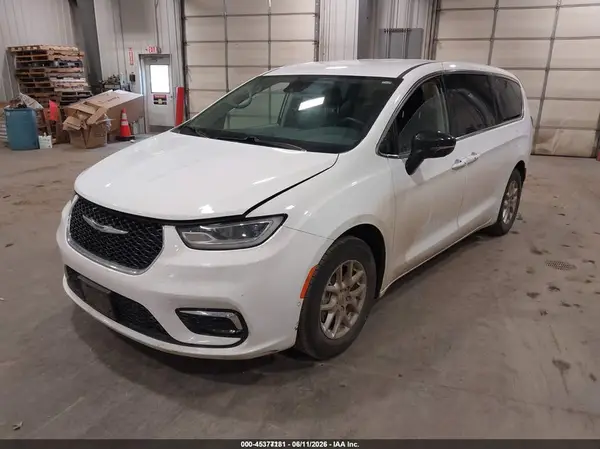 2C4RC1BG6RR112710 2024 CHRYSLER PACIFICA - Image 2