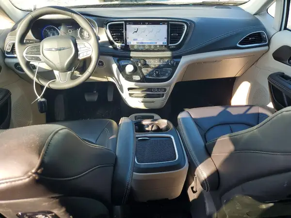 2C4RC1BG6RR114702 2024 CHRYSLER PACIFICA - Image 8