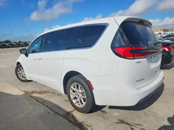 2C4RC1BG6RR124405 2024 CHRYSLER PACIFICA - Image 2