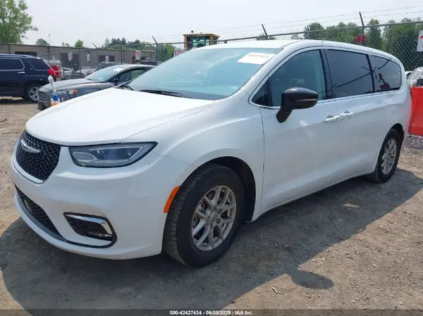 2C4RC1BG6RR124775 2024 CHRYSLER PACIFICA - Image 2