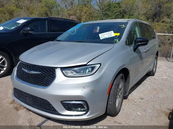 2C4RC1BG6RR139387 2024 CHRYSLER PACIFICA - Image 2