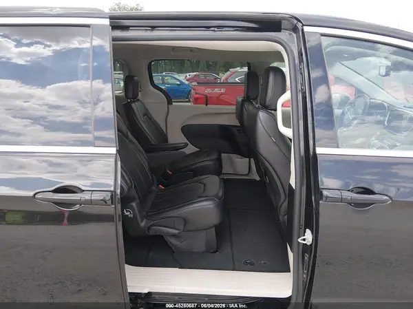 2C4RC1BG6RR151572 2024 CHRYSLER PACIFICA - Image 8