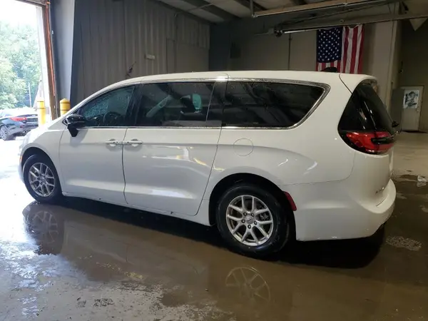 2C4RC1BG6RR164113 2024 CHRYSLER PACIFICA - Image 2
