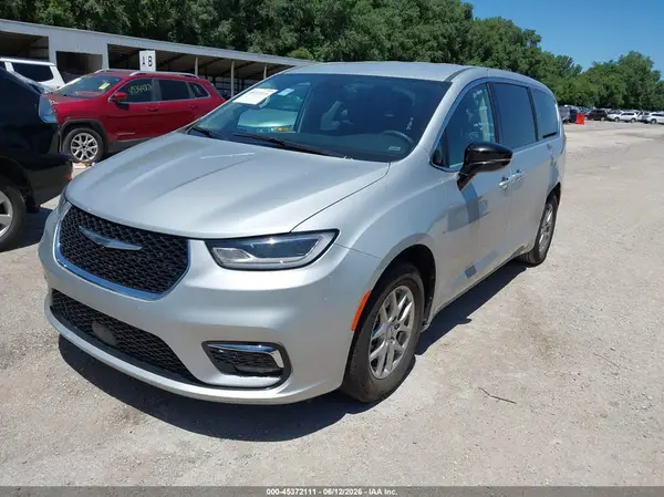 2C4RC1BG6RR172583 2024 CHRYSLER PACIFICA - Image 2