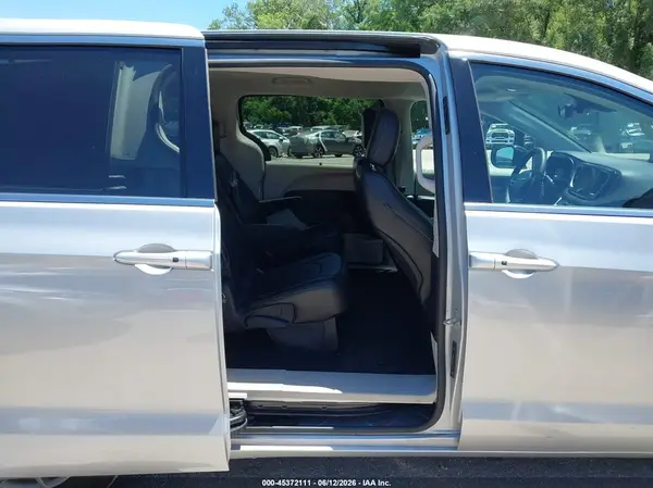 2C4RC1BG6RR172583 2024 CHRYSLER PACIFICA - Image 8