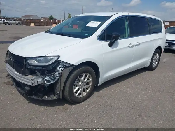 2C4RC1BG6RR179498 2024 CHRYSLER PACIFICA - Image 2