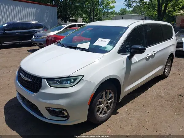 2C4RC1BG6SR509663 2025 CHRYSLER PACIFICA - Image 2