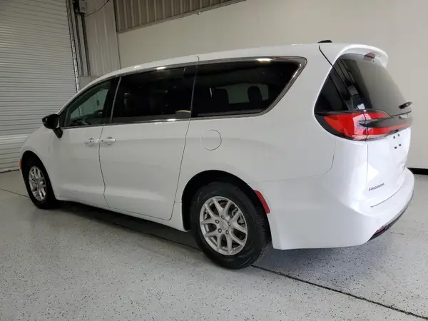 2C4RC1BG6SR512014 2025 CHRYSLER PACIFICA - Image 2