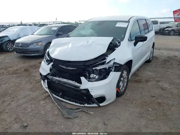 2C4RC1BG6SR517259 2025 CHRYSLER PACIFICA - Image 2