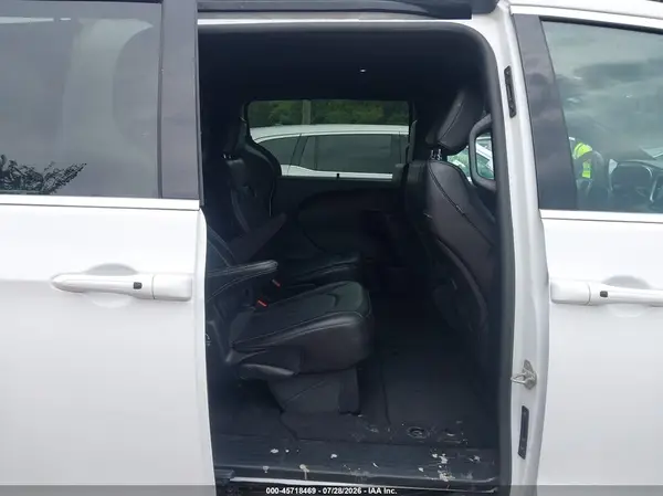 2C4RC1BG6SR520775 2025 CHRYSLER PACIFICA - Image 8