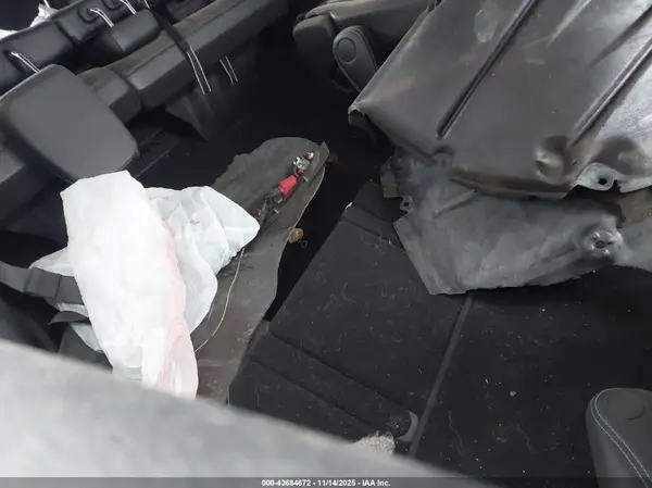2C4RC1BG6SR530920 2025 CHRYSLER PACIFICA - Image 8