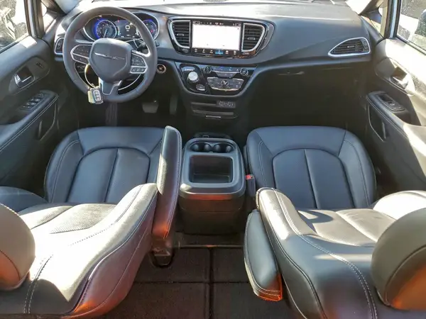 2C4RC1BG6SR532635 2025 CHRYSLER PACIFICA - Image 8