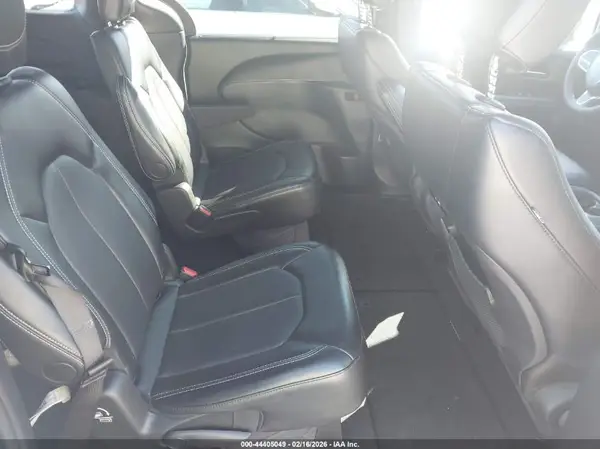 2C4RC1BG6SR538872 2025 CHRYSLER PACIFICA - Image 8