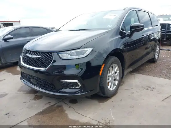 2C4RC1BG6SR540640 2025 CHRYSLER PACIFICA - Image 2