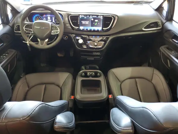 2C4RC1BG6SR540914 2025 CHRYSLER PACIFICA - Image 8