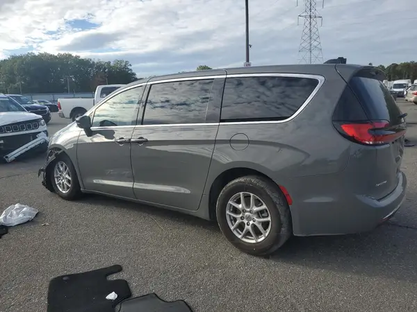 2C4RC1BG6SR552223 2025 CHRYSLER PACIFICA - Image 2