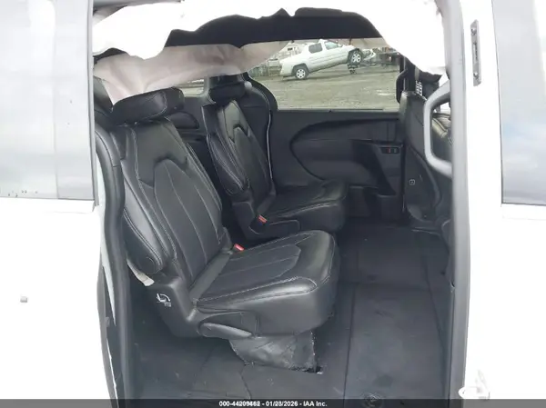 2C4RC1BG6SR561553 2025 CHRYSLER PACIFICA - Image 8