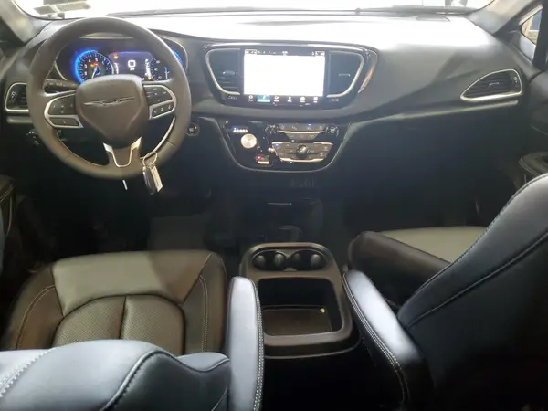 2C4RC1BG6SR570365 2025 CHRYSLER PACIFICA - Image 8