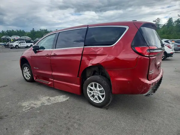 2C4RC1BG6SR570978 2025 CHRYSLER PACIFICA - Image 2