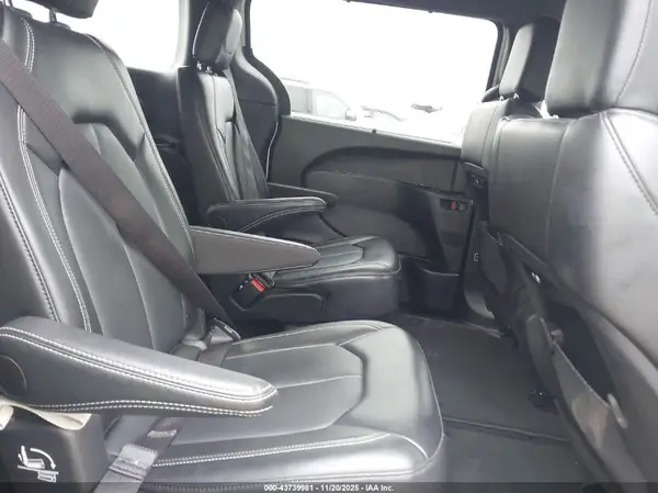 2C4RC1BG6SR574626 2025 CHRYSLER PACIFICA - Image 8