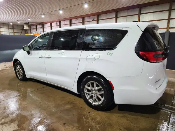 2C4RC1BG6SR614588 2025 CHRYSLER PACIFICA - Image 2