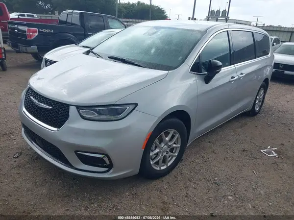 2C4RC1BG6TR174728 2026 CHRYSLER PACIFICA - Image 2