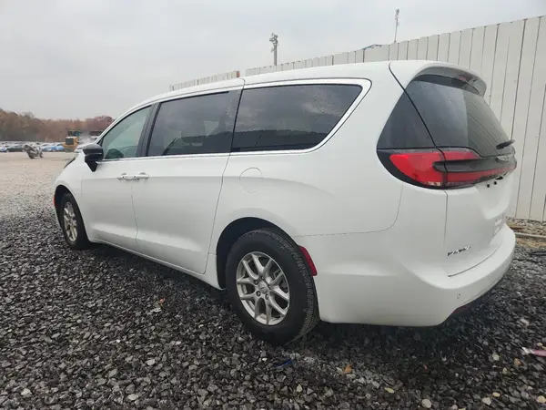 2C4RC1BG6TR179315 2026 CHRYSLER PACIFICA - Image 2