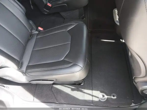 2C4RC1BG6TR201166 2026 CHRYSLER PACIFICA - Image 8
