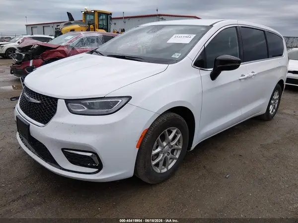 2C4RC1BG6TR201488 2026 CHRYSLER PACIFICA - Image 2