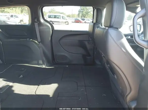 2C4RC1BG6TR239593 2026 CHRYSLER PACIFICA - Image 8