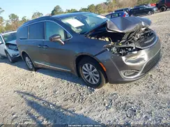 2C4RC1BG7HR501838 2017 CHRYSLER PACIFICA