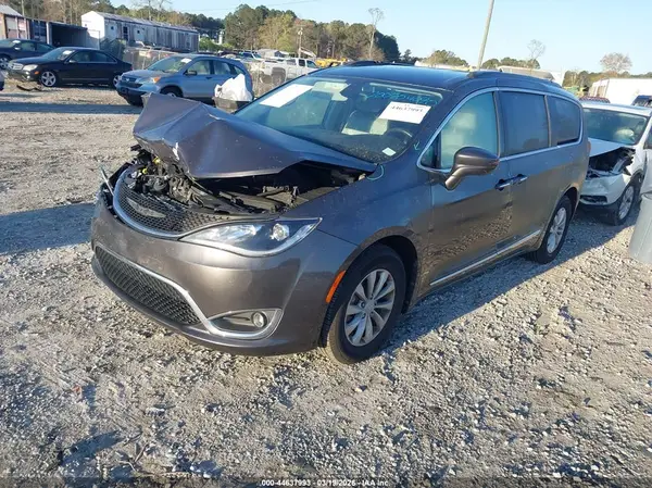 2C4RC1BG7HR501838 2017 CHRYSLER PACIFICA - Image 2