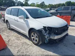 2C4RC1BG7HR506697 2017 CHRYSLER PACIFICA