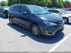 2C4RC1BG7HR507669 2017 CHRYSLER PACIFICA