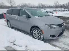 2C4RC1BG7HR508174 2017 CHRYSLER PACIFICA