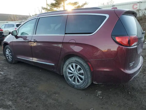 2C4RC1BG7HR510250 2017 CHRYSLER PACIFICA - Image 2