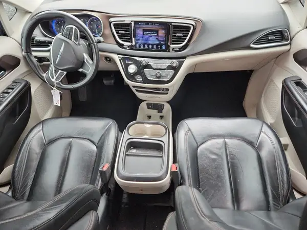 2C4RC1BG7HR513021 2017 CHRYSLER PACIFICA - Image 8