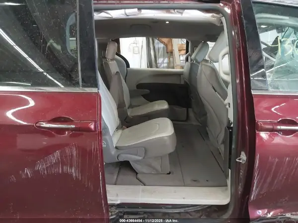 2C4RC1BG7HR518963 2017 CHRYSLER PACIFICA - Image 8