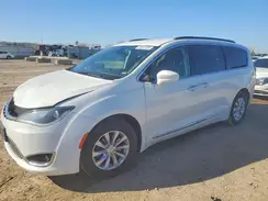 2C4RC1BG7HR523418 2017 CHRYSLER PACIFICA