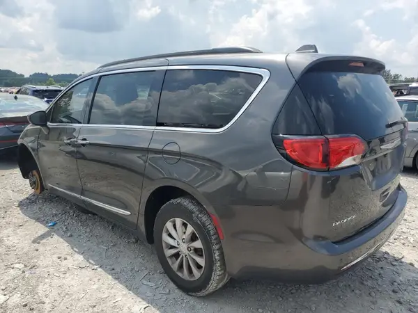 2C4RC1BG7HR524147 2017 CHRYSLER PACIFICA - Image 2
