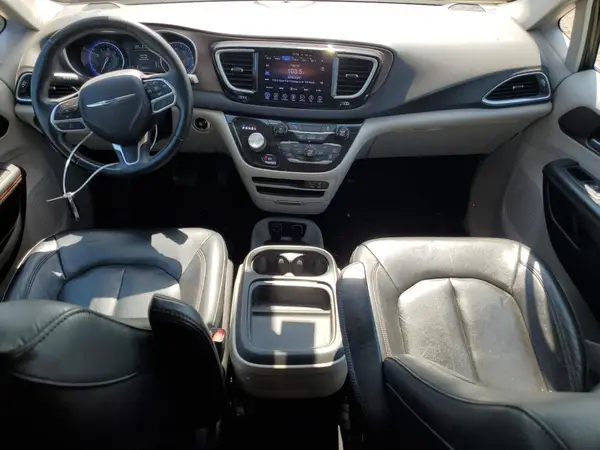 2C4RC1BG7HR527047 2017 CHRYSLER PACIFICA - Image 8