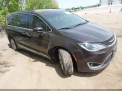 2C4RC1BG7HR527307 2017 CHRYSLER PACIFICA