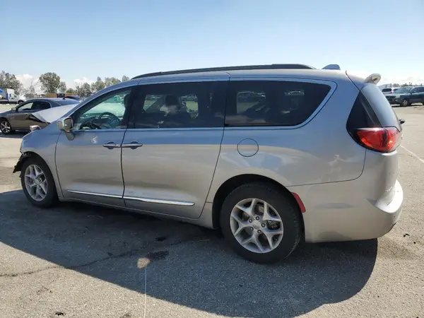 2C4RC1BG7HR533351 2017 CHRYSLER PACIFICA - Image 2