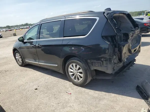 2C4RC1BG7HR535388 2017 CHRYSLER PACIFICA - Image 2