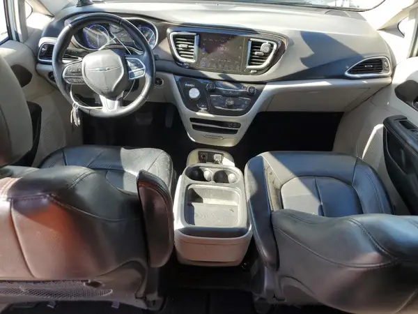 2C4RC1BG7HR539778 2017 CHRYSLER PACIFICA - Image 8