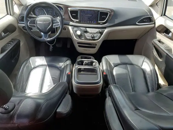 2C4RC1BG7HR541742 2017 CHRYSLER PACIFICA - Image 8
