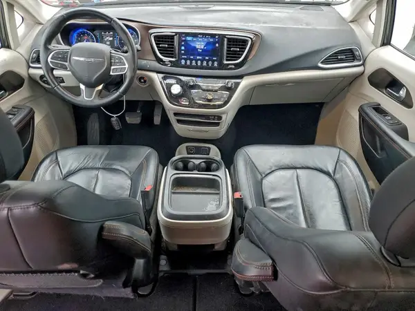 2C4RC1BG7HR543023 2017 CHRYSLER PACIFICA - Image 8