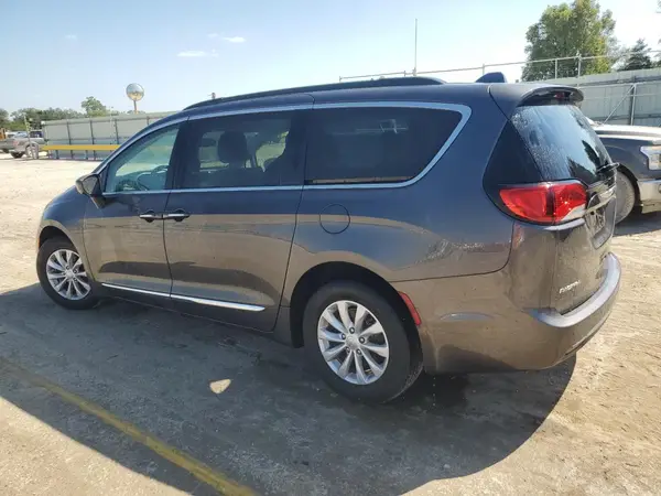 2C4RC1BG7HR544091 2017 CHRYSLER PACIFICA - Image 2