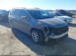 2C4RC1BG7HR551722 2017 CHRYSLER PACIFICA